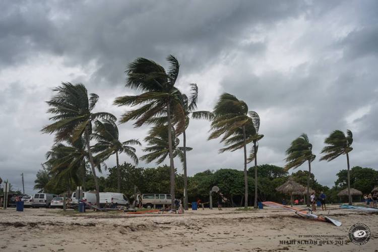 12274444_473839106133673_8420073063215008458_n